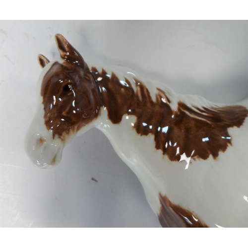168 - Beswick piebald pony, 17cm long