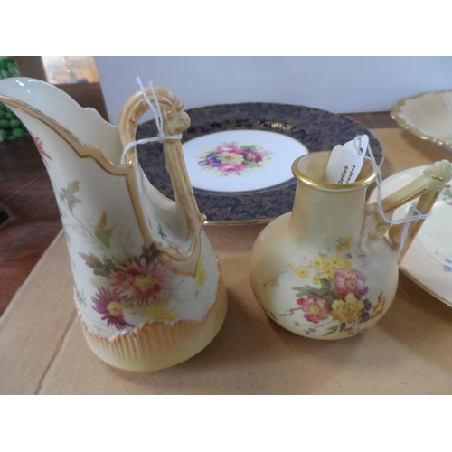 180 - Eight various pieces of Royal Worcester, mainly blush ivory examples (8)

One plate signed 