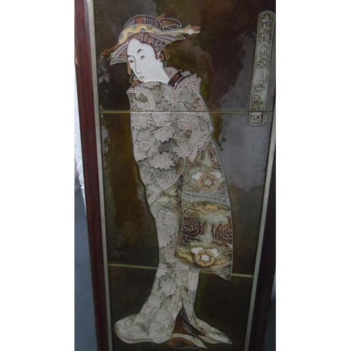 135 - Signed 3-tiled Japanese geisha girl, in thin wood frame,

64 x 24 cm