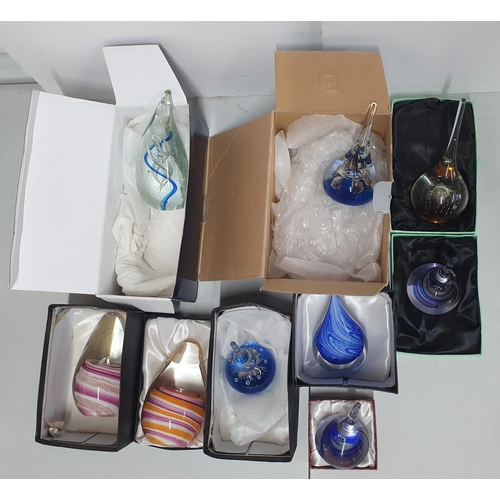 215 - Collection of nine modern boxed paper weights (9)