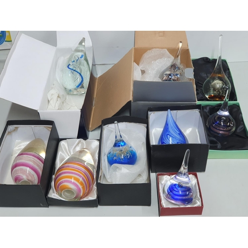 215 - Collection of nine modern boxed paper weights (9)