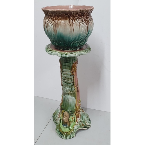 158 - Stunning unmarked Victorian 2-part ceramic jardinière (a/f),

77 cm tall,

Condition - 1 main area o... 