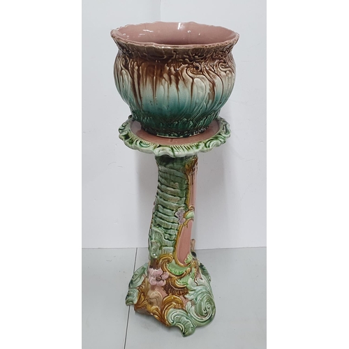 158 - Stunning unmarked Victorian 2-part ceramic jardinière (a/f),

77 cm tall,

Condition - 1 main area o... 