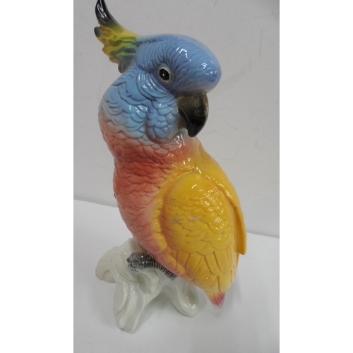 160 - Beswick cockatoo, 30 cm tall,

Appears to be in fine condition