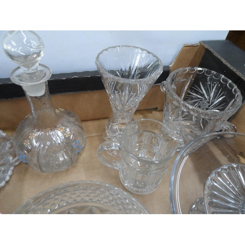 218 - Nine good quality vintage and antique cut glass (9)