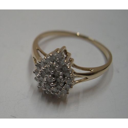 102 - 9ct yellow gold diamond cluster ring (0.29ct)

Approx 1.7 grams gross,          size M