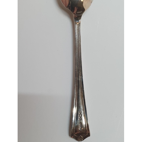 64 - Antique set of 6 silver sugar spoons in classical stylish form, 75 grams