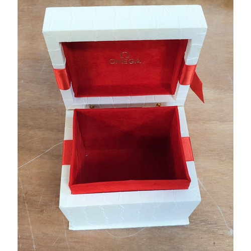 428 - Ladies Omega box