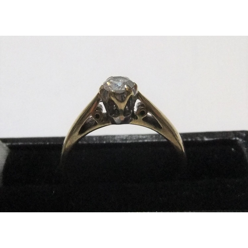 449 - 9ct yellow gold diamond solitaire ring (approx 0.25ct)

Approx 2.1 grams gross,            size K/L
