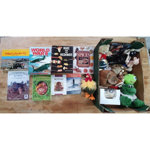 484 - Collection of books and toys (Qty)