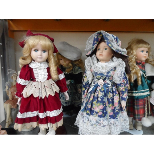 165 - Collection of dolls (Qty)