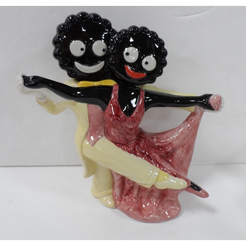 301 - Carlton Ware Robertson Golly novelty teapot, a couple dancing. Fred Astaire & Ginger Rogers,

Approx... 