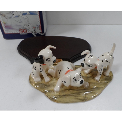 333 - Boxed, limited edition Royal Doulton 101 Dalmations 