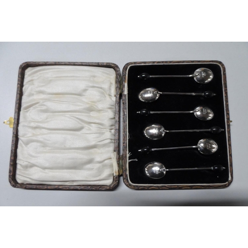 20 - Cased set of Birmingham 1924 silver 