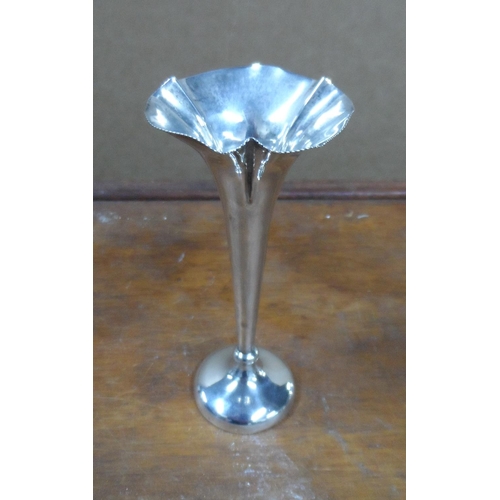 18 - Edwardian silver bud vase & small silver trophy (2)