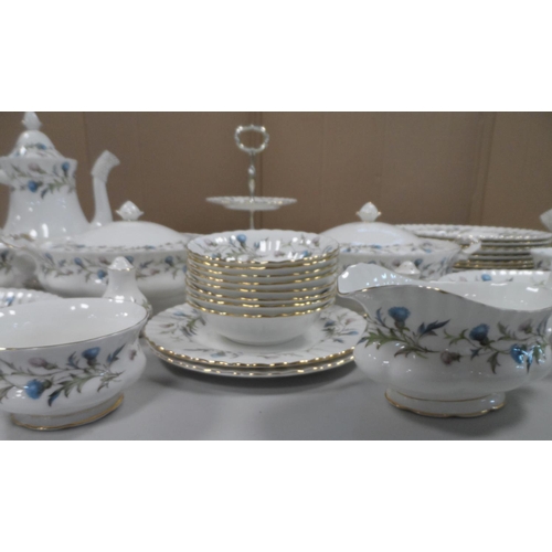 290 - Complete set of 6 (Sixty) piece Royal Albert 