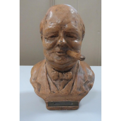 123 - vintage Winston Churchill pipe cleaner bust,

The bust is 22 cm tall