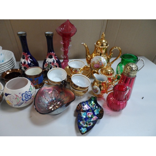 293 - Quantity of ceramics and glass to include a small vintage Moorcroft dish, Poole vase and antique Cra... 