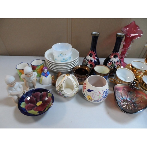 293 - Quantity of ceramics and glass to include a small vintage Moorcroft dish, Poole vase and antique Cra... 