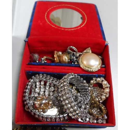 56 - Large quantity of ladies costume jewellery together with 2 jewellery boxes (Qty)