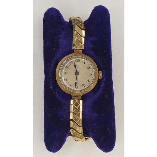 72 - Ladies vintage 9ct gold cased wrist watch