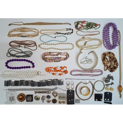 64 - Large quantity of costume jewellery (Qty)