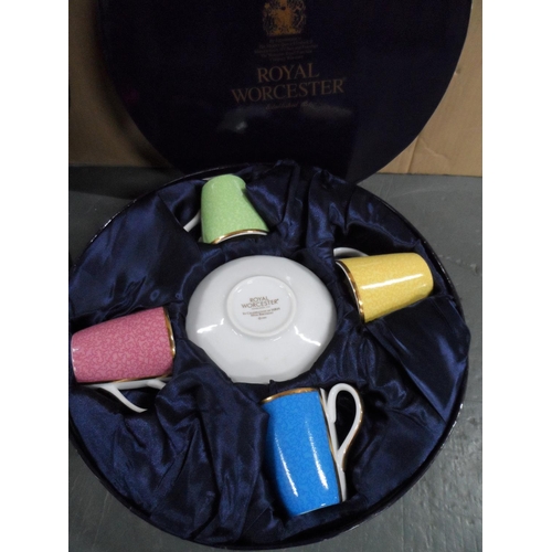 321 - Royal Worcester 2006 cased set of 4 coffee cups & saucers to celebrate the Queen Mothers 80th birthd... 