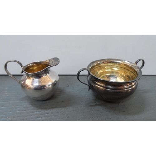 21 - Quantity of Edwardian silver items (Qty),

104 grams