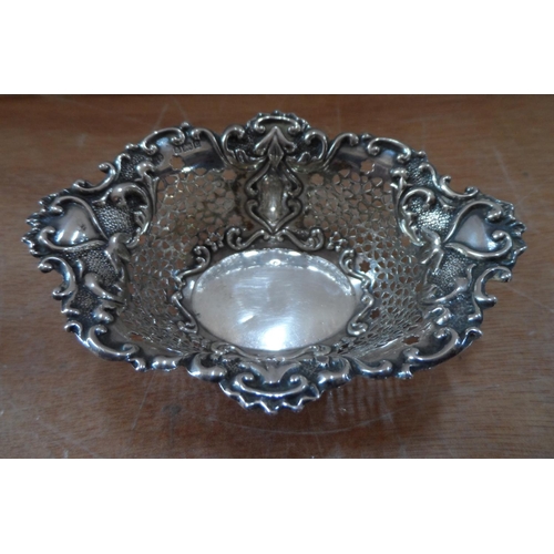 24 - Pair of Birmingham 1904 silver bon bon dishes,

55 grams