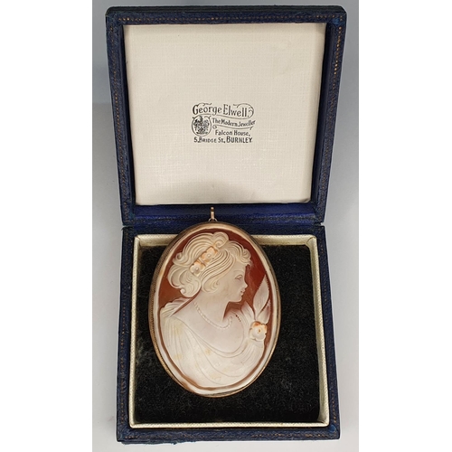 61 - Large oval Edwardian cameo brooch in gold setting,

Please note - the gold stamp is indistinct