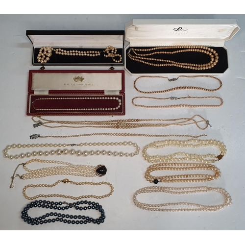 74 - Large quantity of ladies vintage pearl necklaces' including a cased example with a 9ct gold clasp an... 