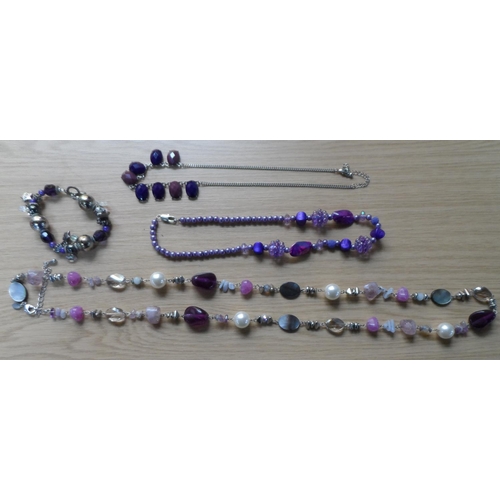 49 - Two trays of good quality costume jewellery including a large quantity of colourful ladies bead neck... 