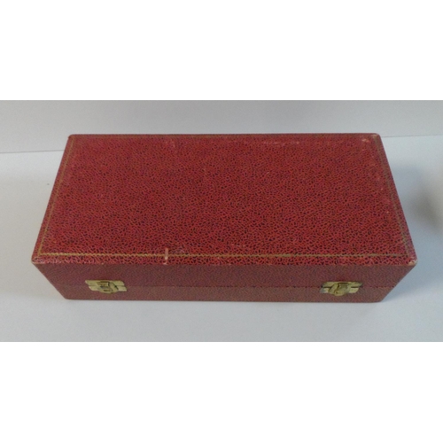 27 - Late 20thC Sheffield silver cruet set,

175 grams of silver