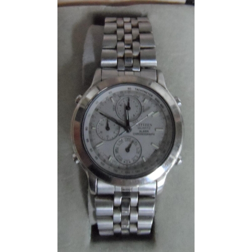 108 - Vintage gents cased Citizen Chronograh wristwatch complete with papers