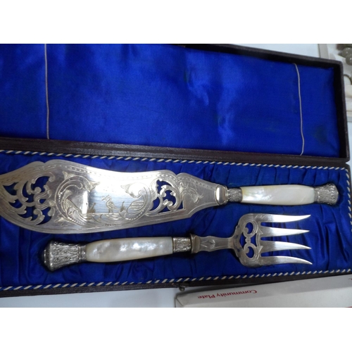 88 - Large quantity of cased and uncased flatware including a cased pair of antique fish servers with mot... 