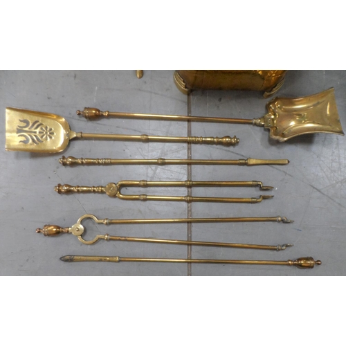 86 - Collection of good quality antique brass fire irons & shovels together with an Edwardian brass coal ... 