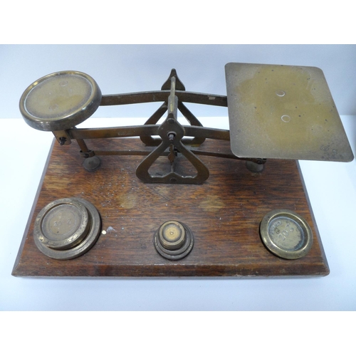 79 - Collection of small antique items to include weigh scales, leather covered hip flask, glove stretche... 