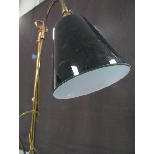 59 - Fine quality vintage brass desk lamp with original green glass shade