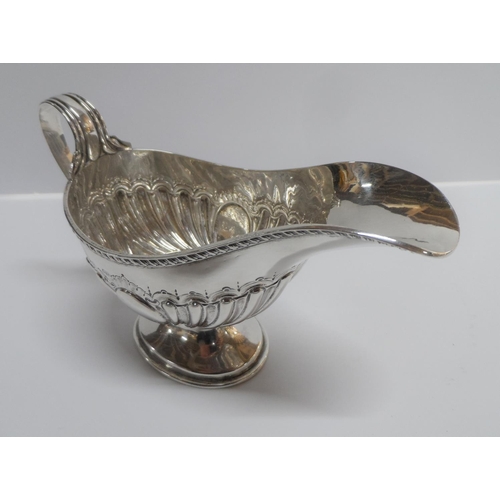 9 - Victorian 1892 Birmingham silver sauce boat, 

160 grams