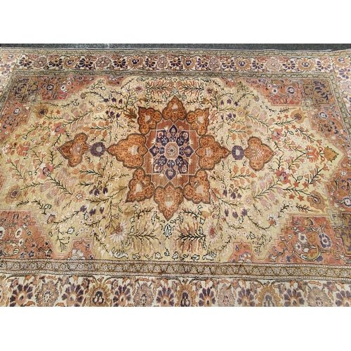 557 - Fine quality, hand-woven Turkish rug, purchased from the high quality retailers, Lapis of Istanbul,
... 