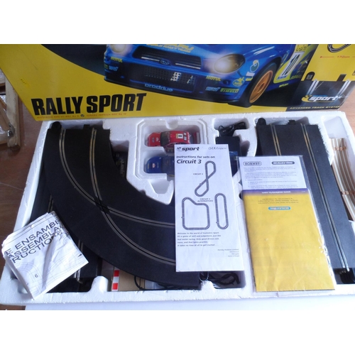 89 - Scalextric set Focus Rally C1096 – Scalextric sport 2002 Ford Focus - complete & boxed