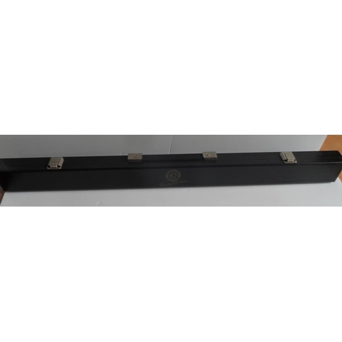 100 - Pot black 2-part snooker cue in a Ronnie O'Sullivan hard carry case