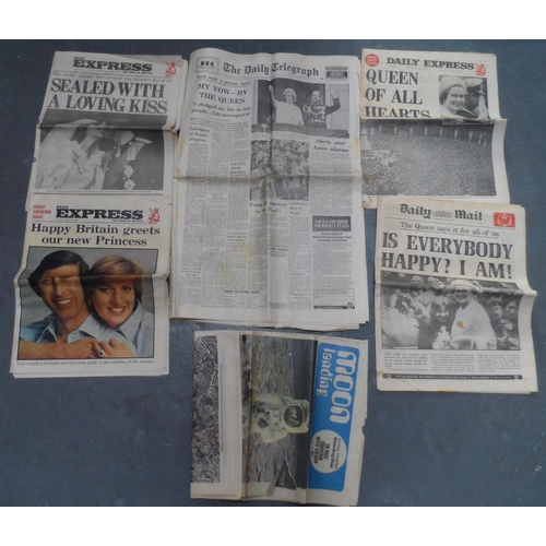 52 - Collection of 6 newspapers, 1 covering the 1969 moon landings, 3 dated 8th June 1977 covering Queen ... 