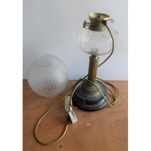 114 - Victorian brass columned oil lamp with etched glass shade