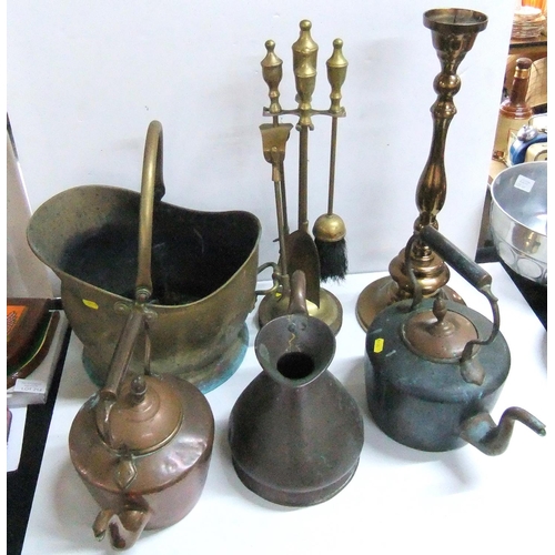 118 - collection of vintage copper and brass items