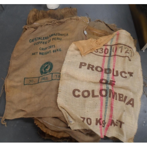 138 - 15 Hessian sacks, mainly coffee related (15)