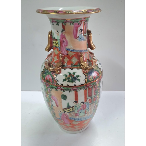 423 - Fine quality, hand-decorated, early 20thC Chinese vase,

35 cm tall