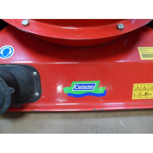 586 - Centurion petrol leaf vacuum