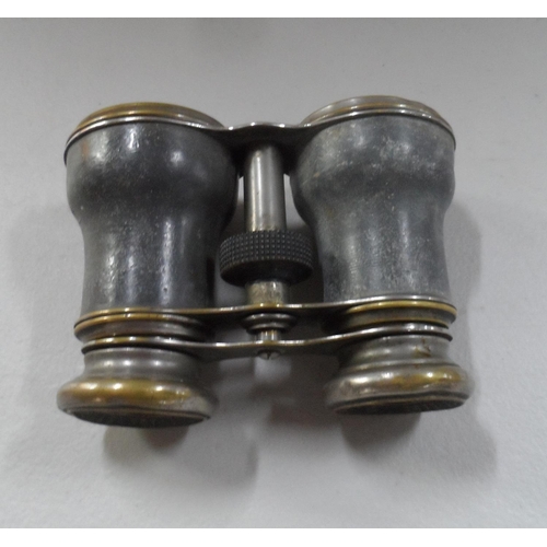 727 - Early 20thC Jockey club, Paris binoculars