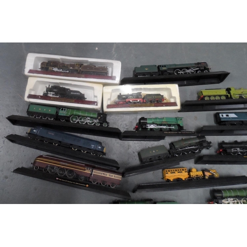 868 - Box full of train models, various makes (Qty)